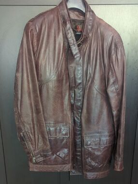Danier Men's Distressed Brown Leather Bomber Field  Jacket - Size Large